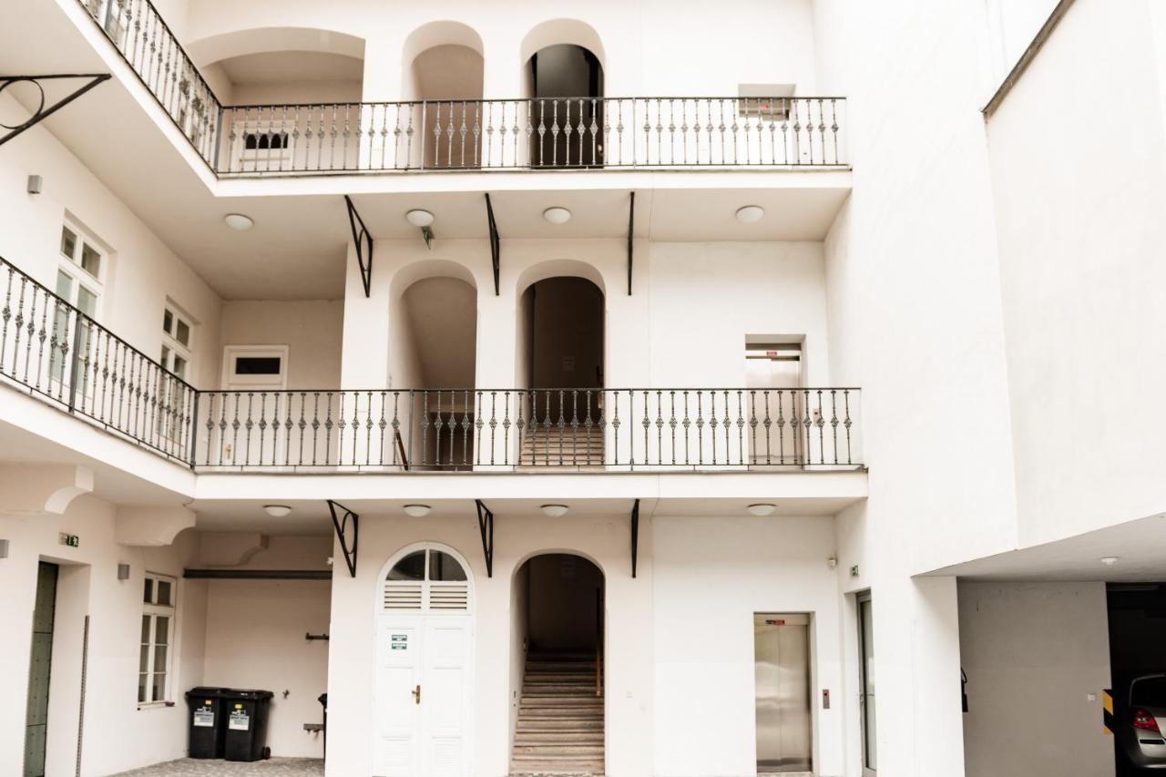 Apartment Gesse Kollarova Prag Exterior foto